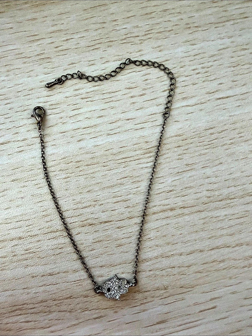 Rhinestone Pendant Necklace in Silver